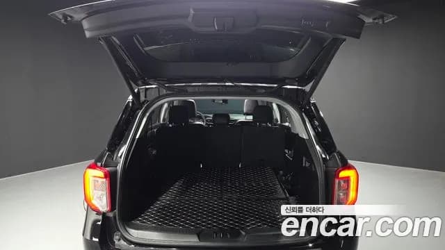 2020 Ford Explorer 6th Gen 2.3 LimIted 4WD Sold VIN 1FMSK8FH4LGC55045 – side profile 2020 Ford Explorer 6th Gen 2.3 LimIted 4WD Sold VIN 1FMSK8FH4LGC55045 – side profile