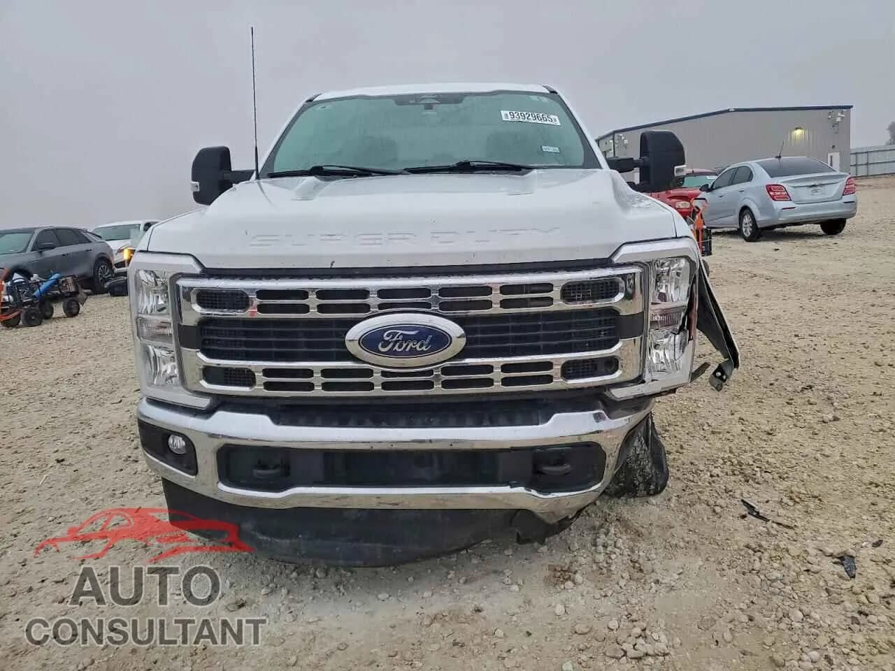 2024 FORD F250 Damaged VIN 1FT7W2BN0RED65070 – interior seats 2024 FORD F250 Damaged VIN 1FT7W2BN0RED65070 – interior seats