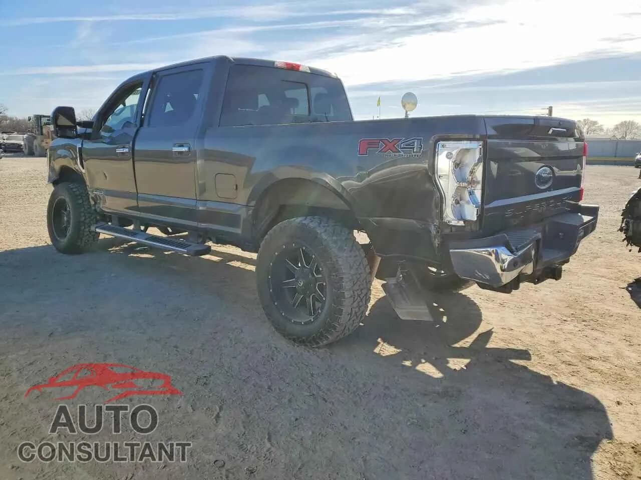 2018 FORD F250 Damaged VIN 1FT7W2BT2JEC40431 – rear exterior 2018 FORD F250 Damaged VIN 1FT7W2BT2JEC40431 – rear exterior