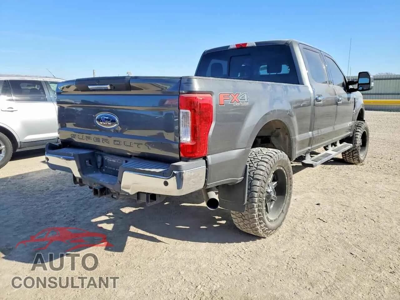 2018 FORD F250 Damaged VIN 1FT7W2BT2JEC40431 – side profile 2018 FORD F250 Damaged VIN 1FT7W2BT2JEC40431 – side profile