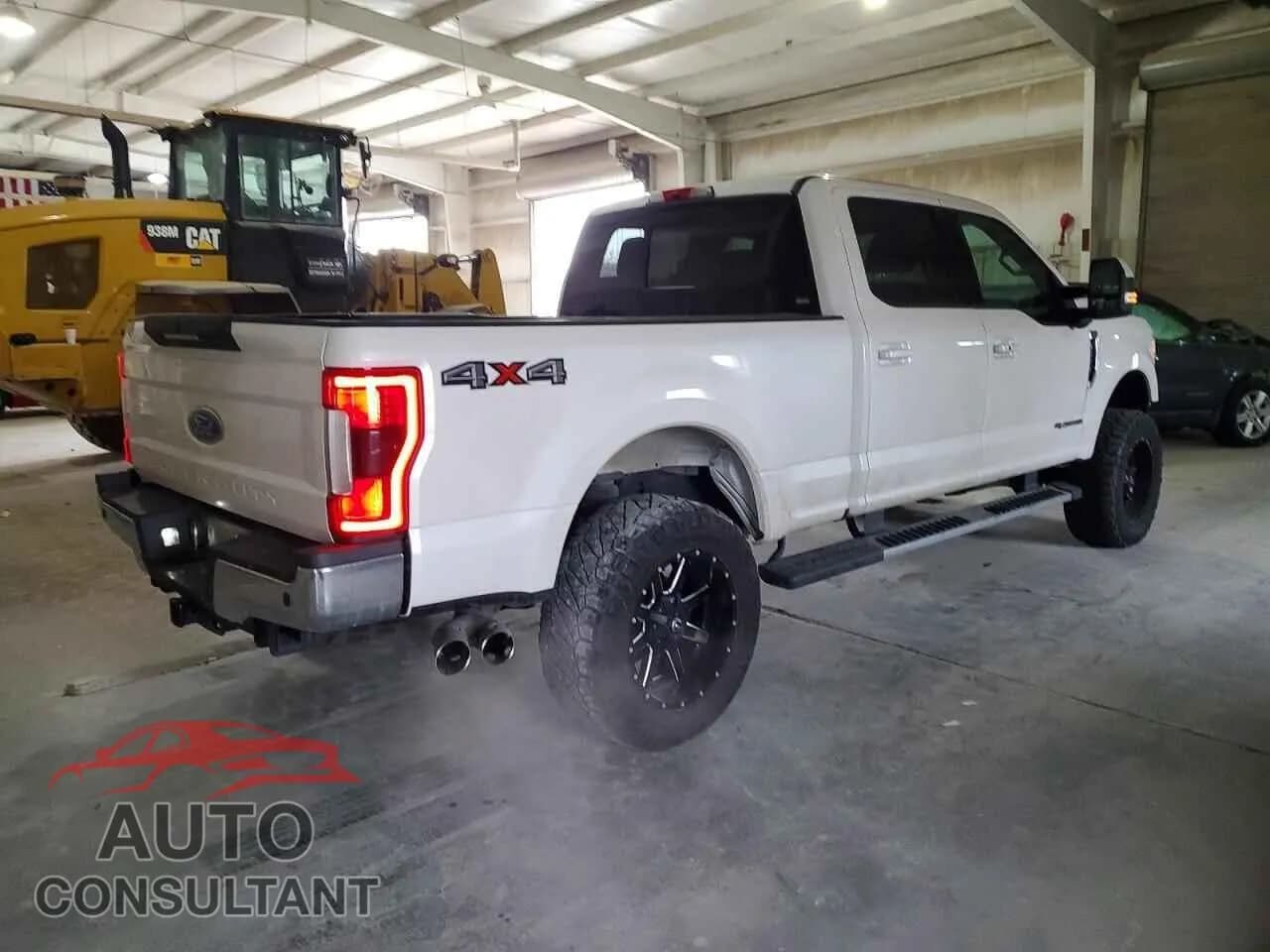 2018 FORD F250 Damaged VIN 1FT7W2BT5JEC07519 – side profile 2018 FORD F250 Damaged VIN 1FT7W2BT5JEC07519 – side profile