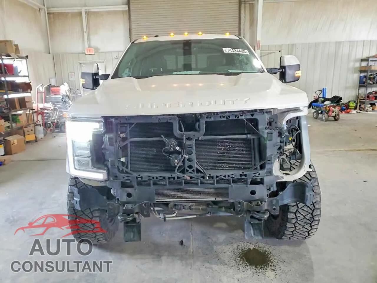 2018 FORD F250 Damaged VIN 1FT7W2BT5JEC07519 – interior seats 2018 FORD F250 Damaged VIN 1FT7W2BT5JEC07519 – interior seats