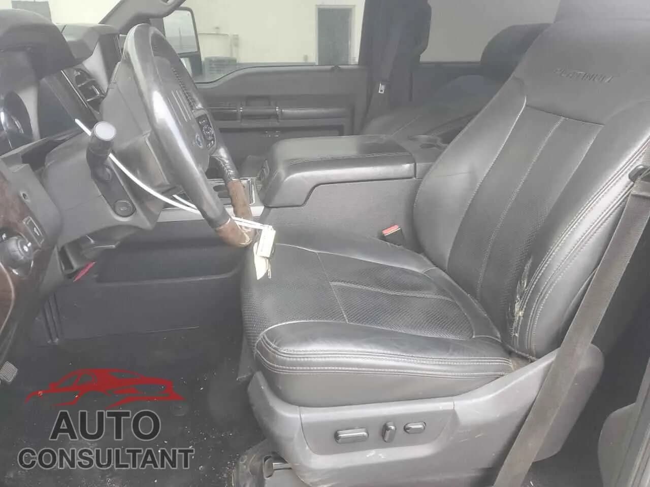 2014 FORD F350 Damaged VIN 1FT8W3BT4EEB01952 – exterior detail 2014 FORD F350 Damaged VIN 1FT8W3BT4EEB01952 – exterior detail