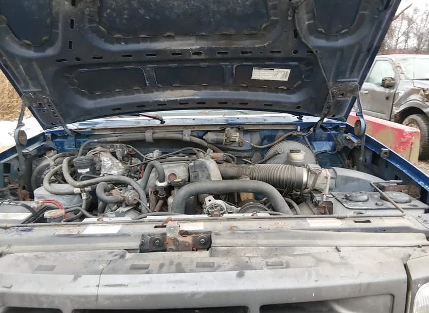 1996 FORD F-150 Used VIN 1FTEF15Y5TLC12730 – trunk area 1996 FORD F-150 Used VIN 1FTEF15Y5TLC12730 – trunk area