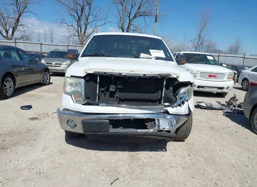 2013 FORD F-150 Used VIN 1FTEW1CM2DKD61796 – trunk area 2013 FORD F-150 Used VIN 1FTEW1CM2DKD61796 – trunk area