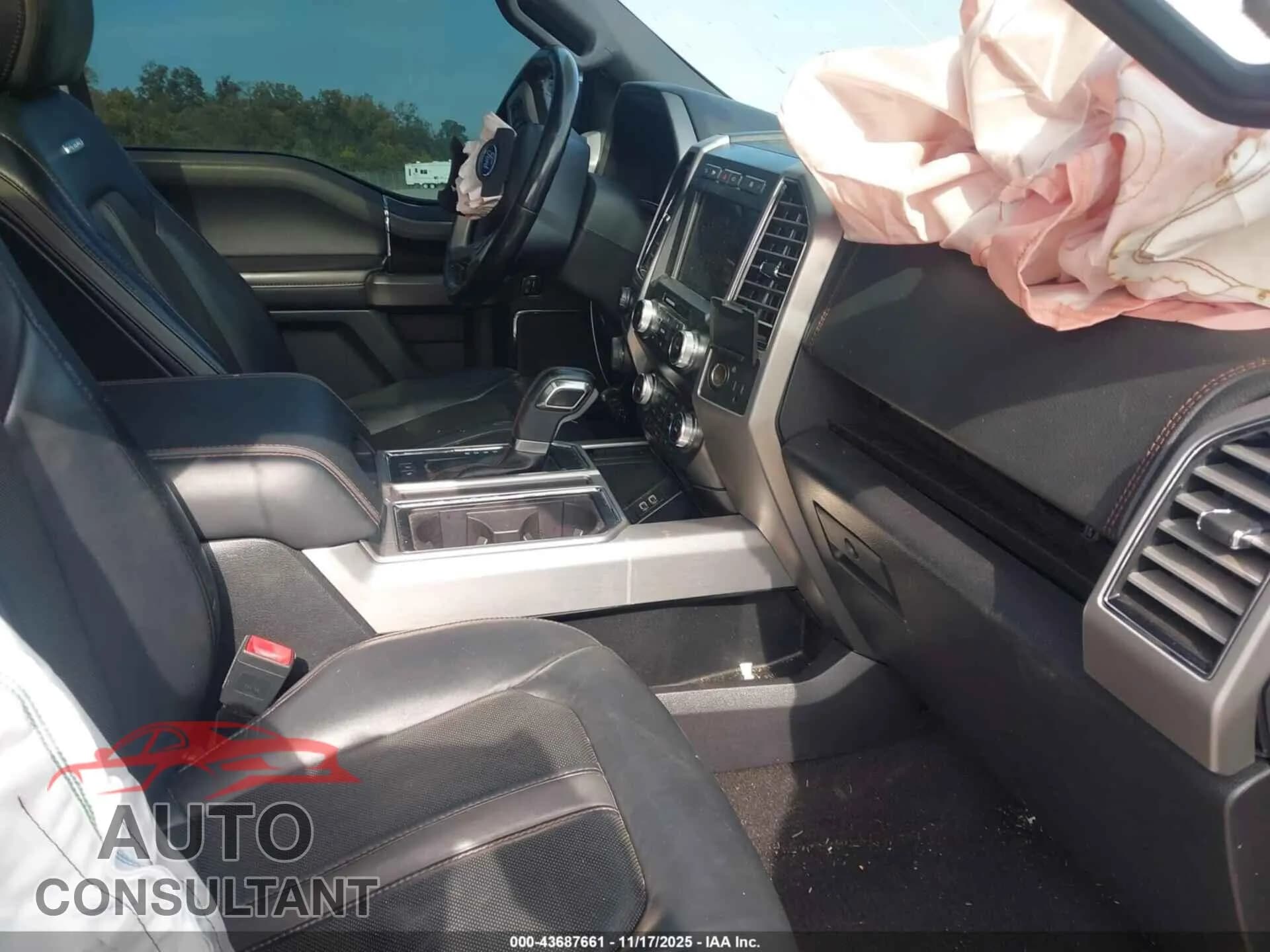 2019 FORD F-150 Damaged VIN 1FTEW1E55KFC60506 – interior seats 2019 FORD F-150 Damaged VIN 1FTEW1E55KFC60506 – interior seats