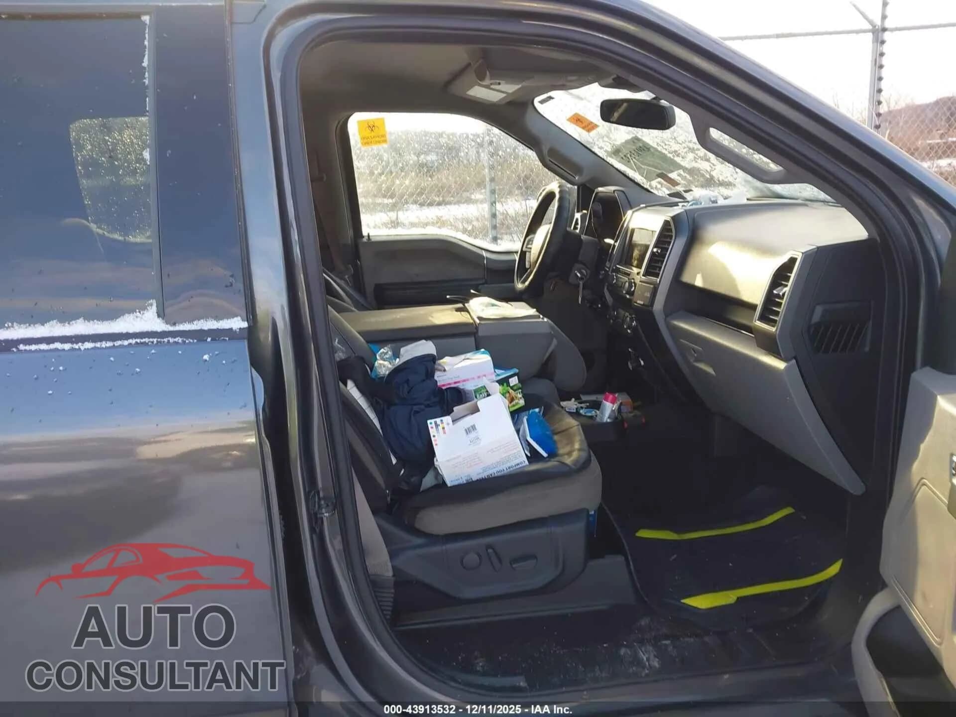 2019 FORD F-150 Damaged VIN 1FTEW1EP2KFA76514 – interior seats 2019 FORD F-150 Damaged VIN 1FTEW1EP2KFA76514 – interior seats