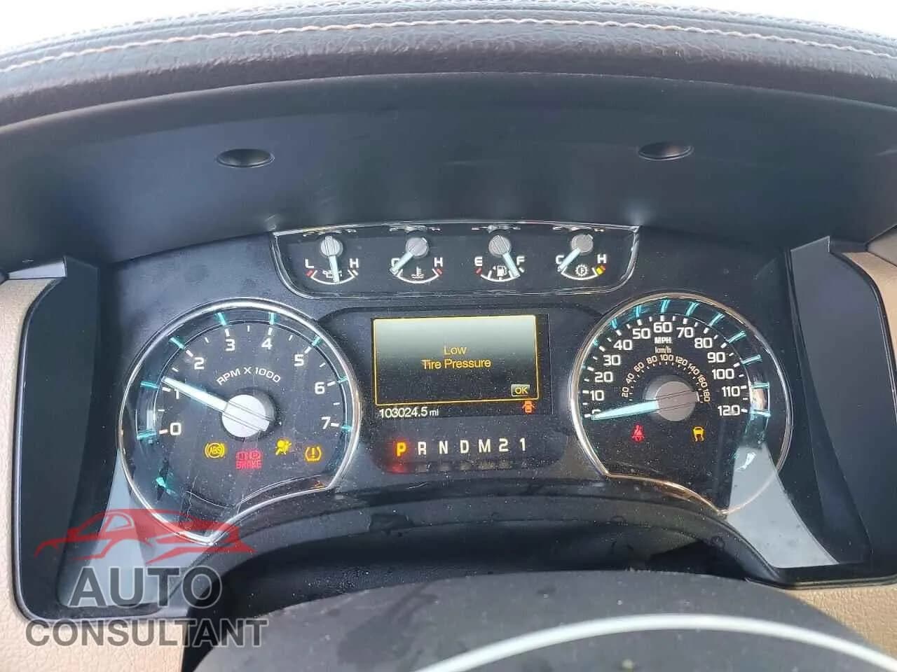 2011 FORD F-150 Damaged VIN 1FTFW1EF9BKD03992 – trunk area 2011 FORD F-150 Damaged VIN 1FTFW1EF9BKD03992 – trunk area