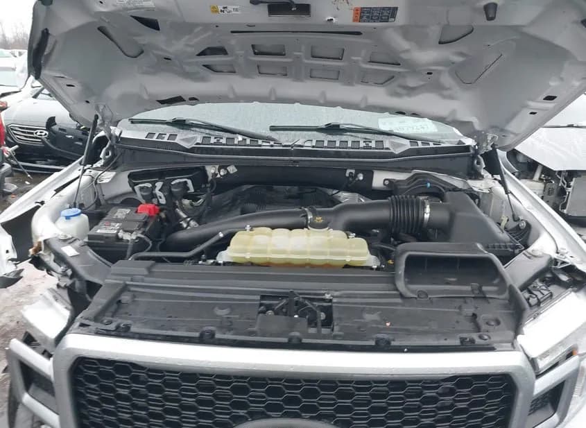 2020 FORD F-150 Used VIN 1FTFX1E43LFC02162 – engine bay 2020 FORD F-150 Used VIN 1FTFX1E43LFC02162 – engine bay
