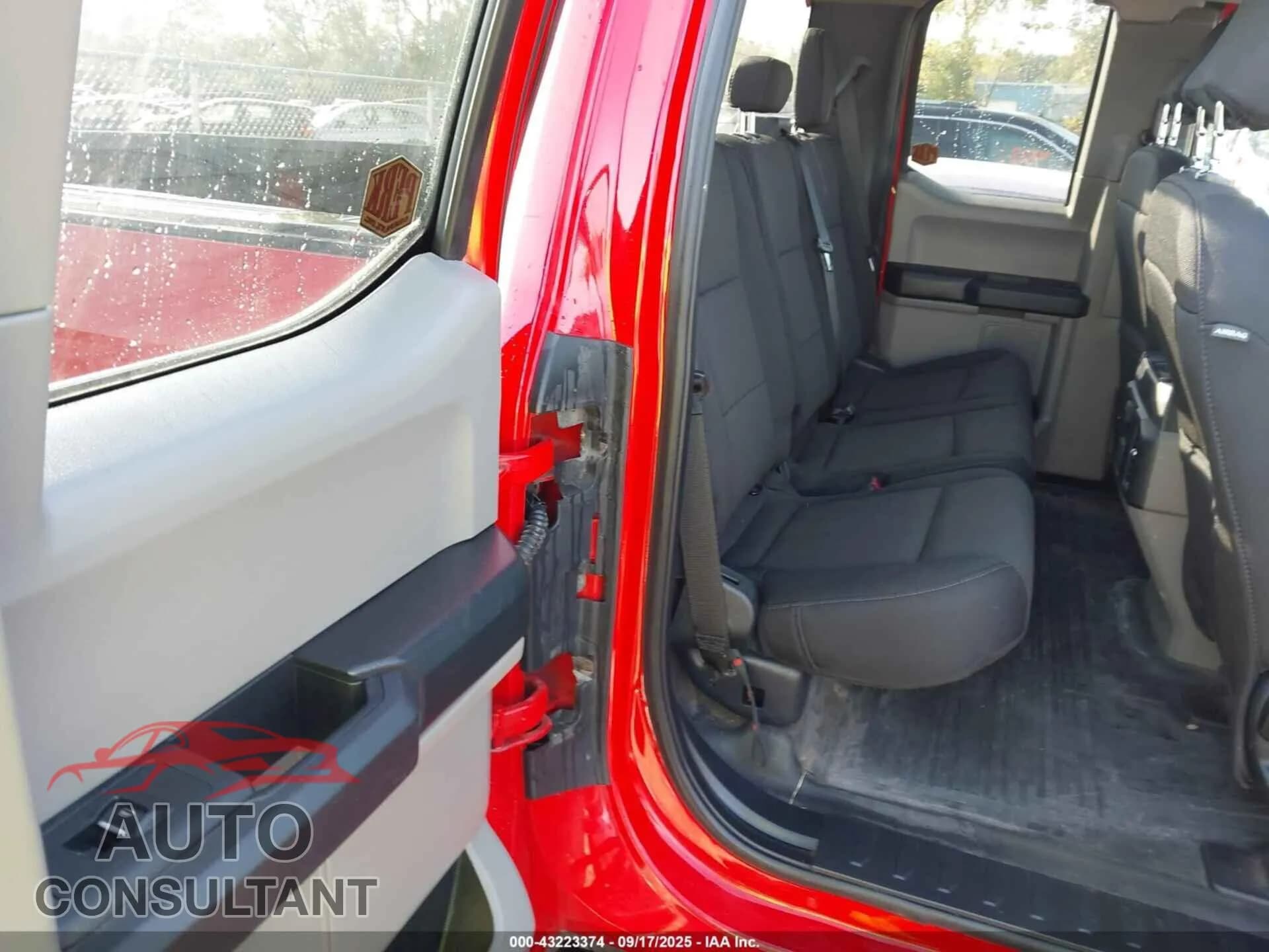 2020 FORD F-150 Damaged VIN 1FTFX1E56LFC19739 – undercarriage 2020 FORD F-150 Damaged VIN 1FTFX1E56LFC19739 – undercarriage