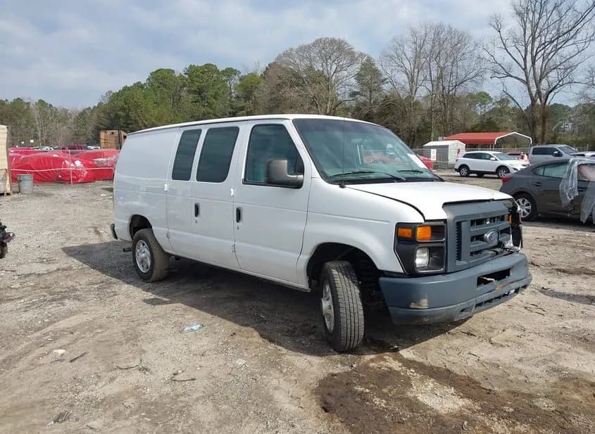 2014 FORD E-150 Used VIN 1FTNE1EW4EDA16342 – interior seats 2014 FORD E-150 Used VIN 1FTNE1EW4EDA16342 – interior seats