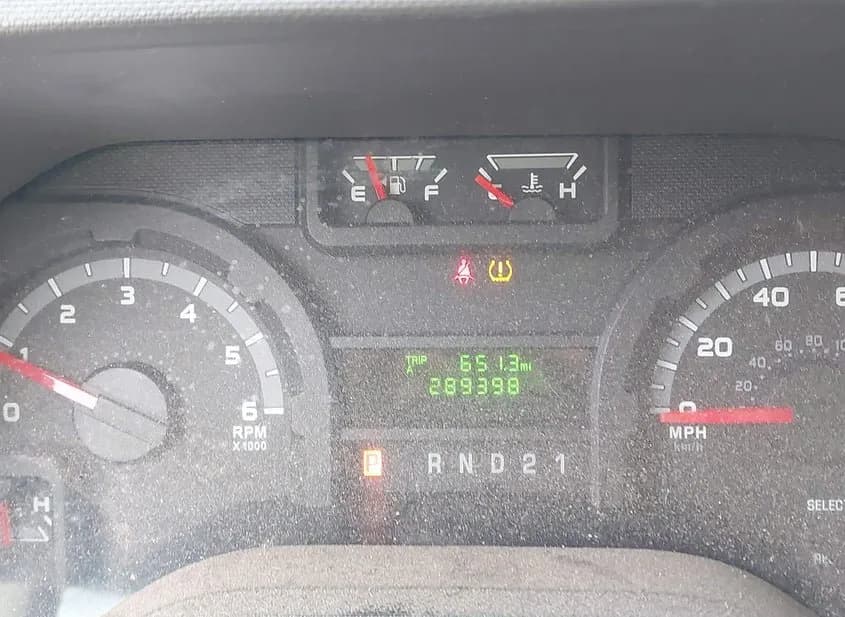 2014 FORD E-150 Used VIN 1FTNE1EW4EDA16342 – photo 16 2014 FORD E-150 Used VIN 1FTNE1EW4EDA16342 – photo 16