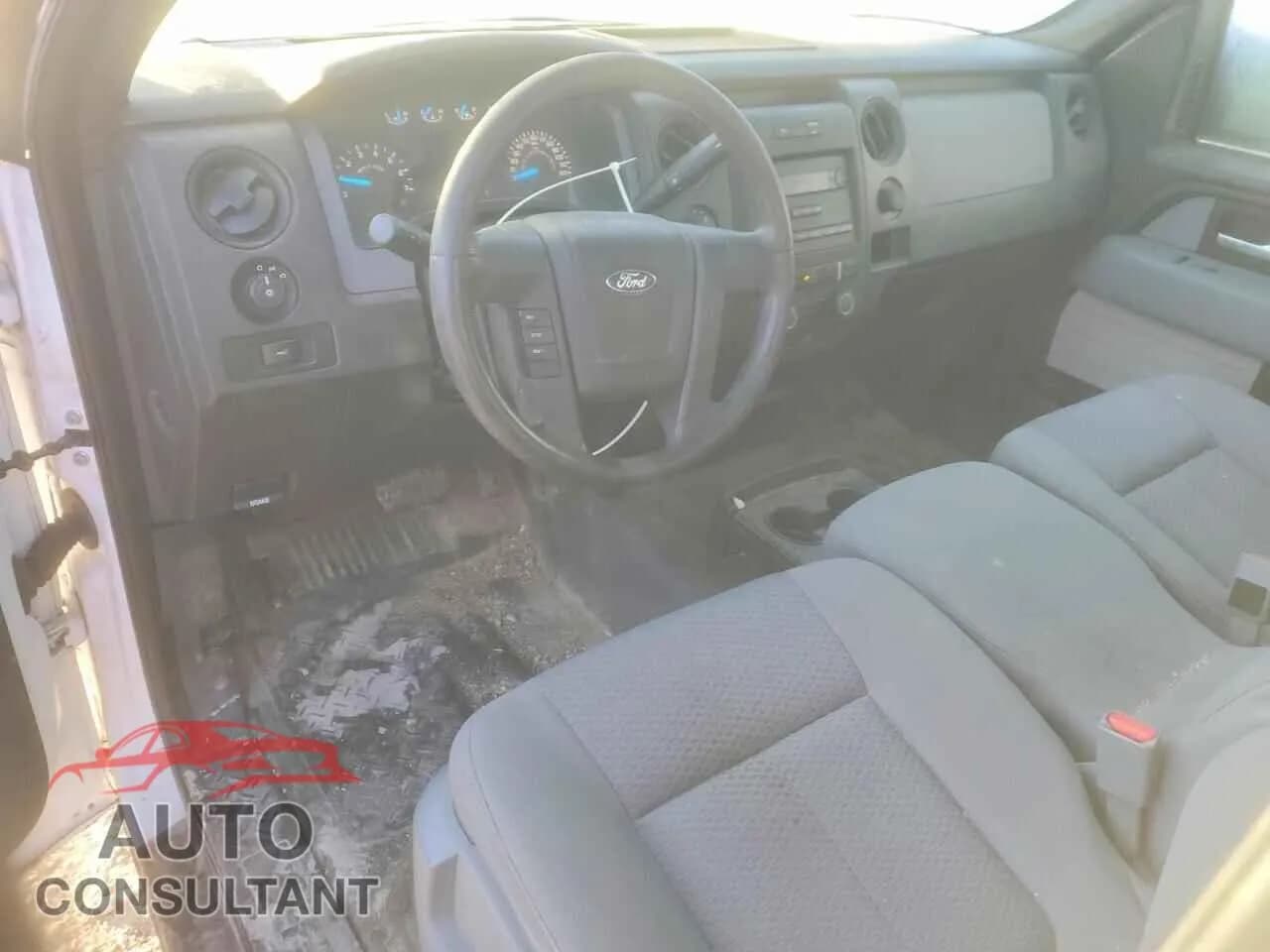 2014 FORD All Models Damaged VIN 1FTPF1EFXEKD55348 – undercarriage 2014 FORD All Models Damaged VIN 1FTPF1EFXEKD55348 – undercarriage