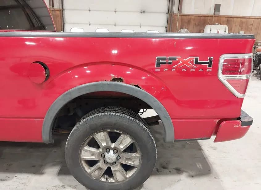 2009 FORD F-150 Used VIN 1FTPX14V29FA32142 – trunk area 2009 FORD F-150 Used VIN 1FTPX14V29FA32142 – trunk area