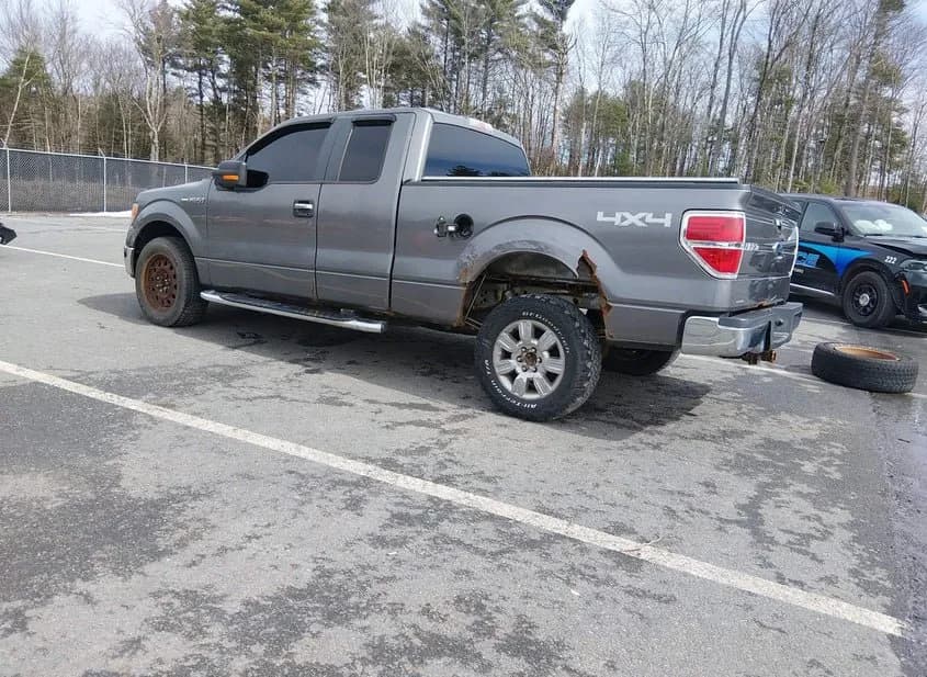 2009 FORD F-150 Used VIN 1FTPX14V69FA52989 – interior seats 2009 FORD F-150 Used VIN 1FTPX14V69FA52989 – interior seats