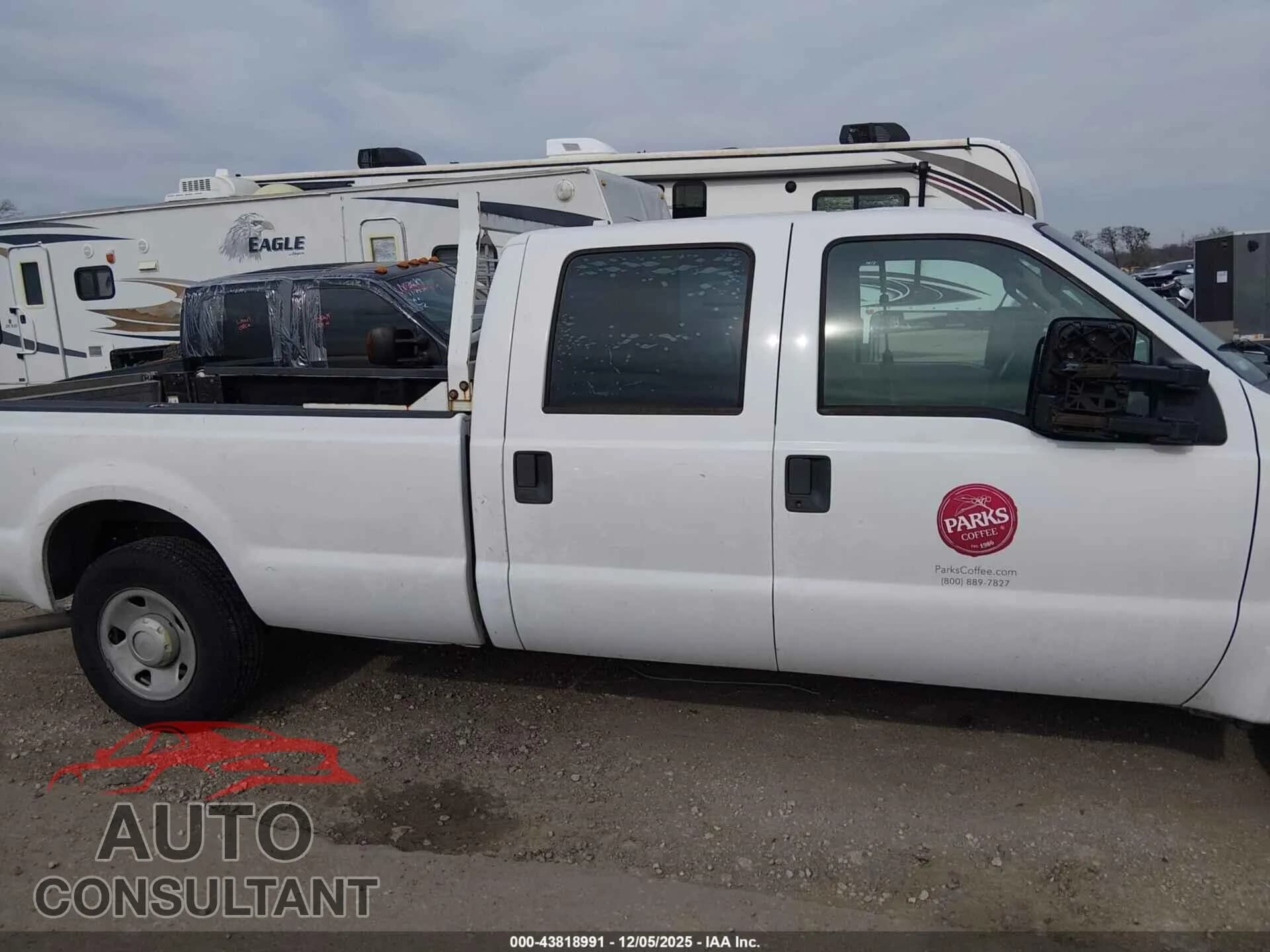 2009 FORD F-250 Damaged VIN 1FTSW20569EA38895 – engine bay 2009 FORD F-250 Damaged VIN 1FTSW20569EA38895 – engine bay