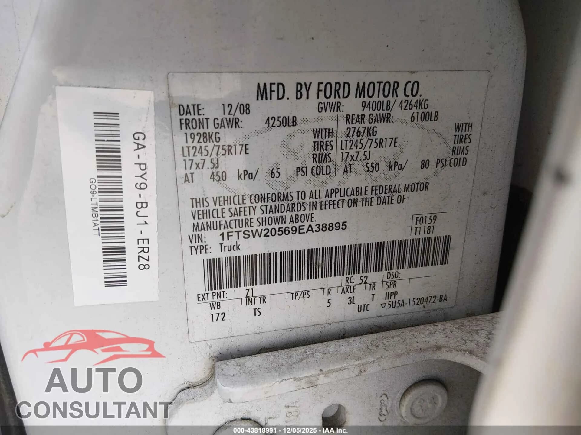 2009 FORD F-250 Damaged VIN 1FTSW20569EA38895 – trunk area 2009 FORD F-250 Damaged VIN 1FTSW20569EA38895 – trunk area