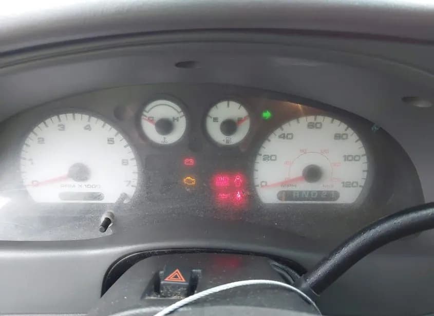 2004 FORD Ranger Used VIN 1FTZR45E04PB49322 – undercarriage 2004 FORD Ranger Used VIN 1FTZR45E04PB49322 – undercarriage