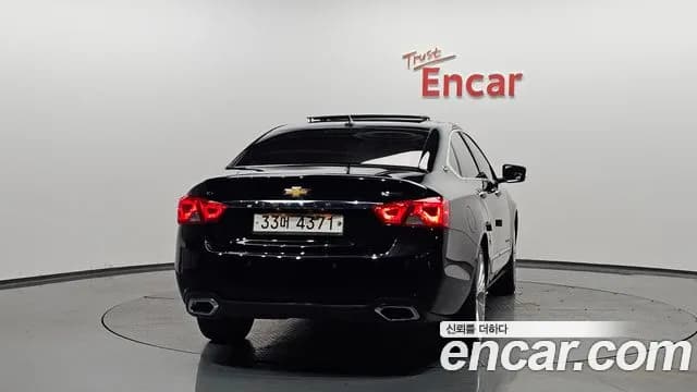 2018 Chevrolet Impala 3.6 Premier Sold VIN 1G1135S38JU104335 – interior seats 2018 Chevrolet Impala 3.6 Premier Sold VIN 1G1135S38JU104335 – interior seats
