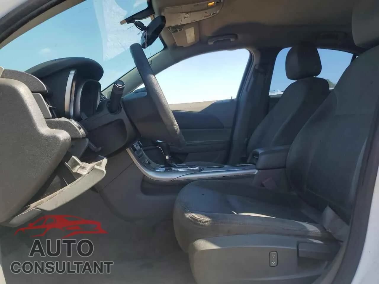 2013 CHEVROLET MALIBU Damaged VIN 1G11B5SA9DF358792 – exterior detail 2013 CHEVROLET MALIBU Damaged VIN 1G11B5SA9DF358792 – exterior detail