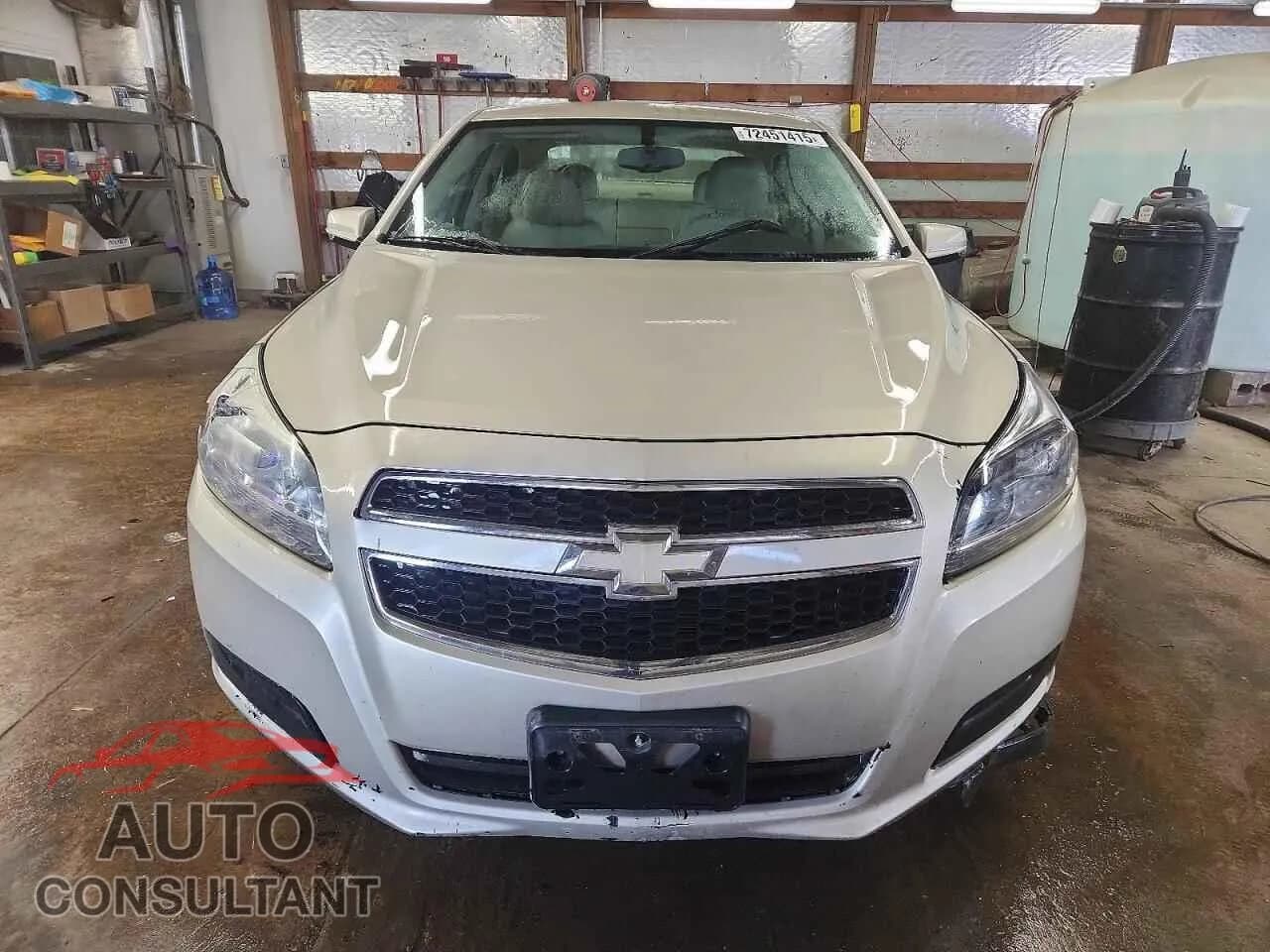 2013 CHEVROLET MALIBU Damaged VIN 1G11C5SA5DF142709 – interior seats 2013 CHEVROLET MALIBU Damaged VIN 1G11C5SA5DF142709 – interior seats