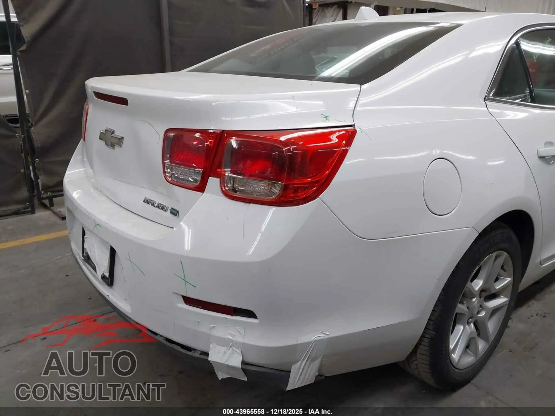 2013 CHEVROLET MALIBU Damaged VIN 1G11D5RR5DF121237 – engine bay 2013 CHEVROLET MALIBU Damaged VIN 1G11D5RR5DF121237 – engine bay