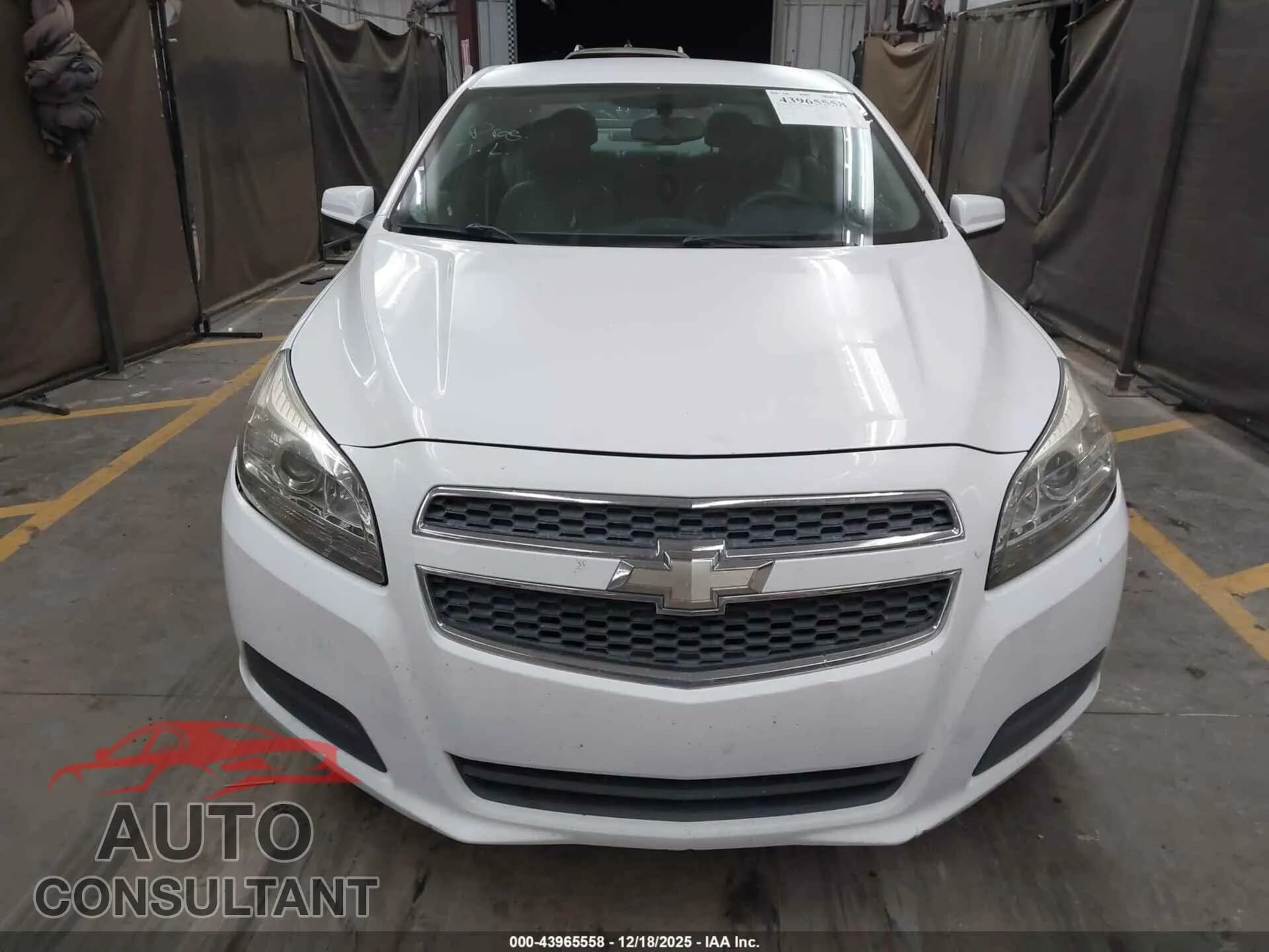 2013 CHEVROLET MALIBU Damaged VIN 1G11D5RR5DF121237 – photo 12 2013 CHEVROLET MALIBU Damaged VIN 1G11D5RR5DF121237 – photo 12