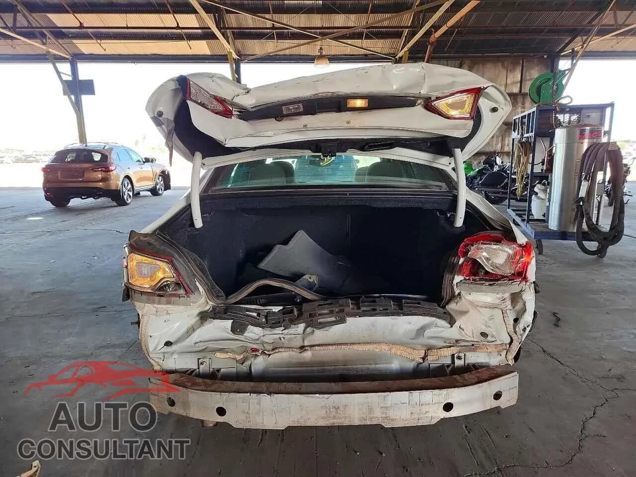 2014 CHEVROLET IMPALA Damaged VIN 1G11Y5SLXEU106840 – engine bay 2014 CHEVROLET IMPALA Damaged VIN 1G11Y5SLXEU106840 – engine bay