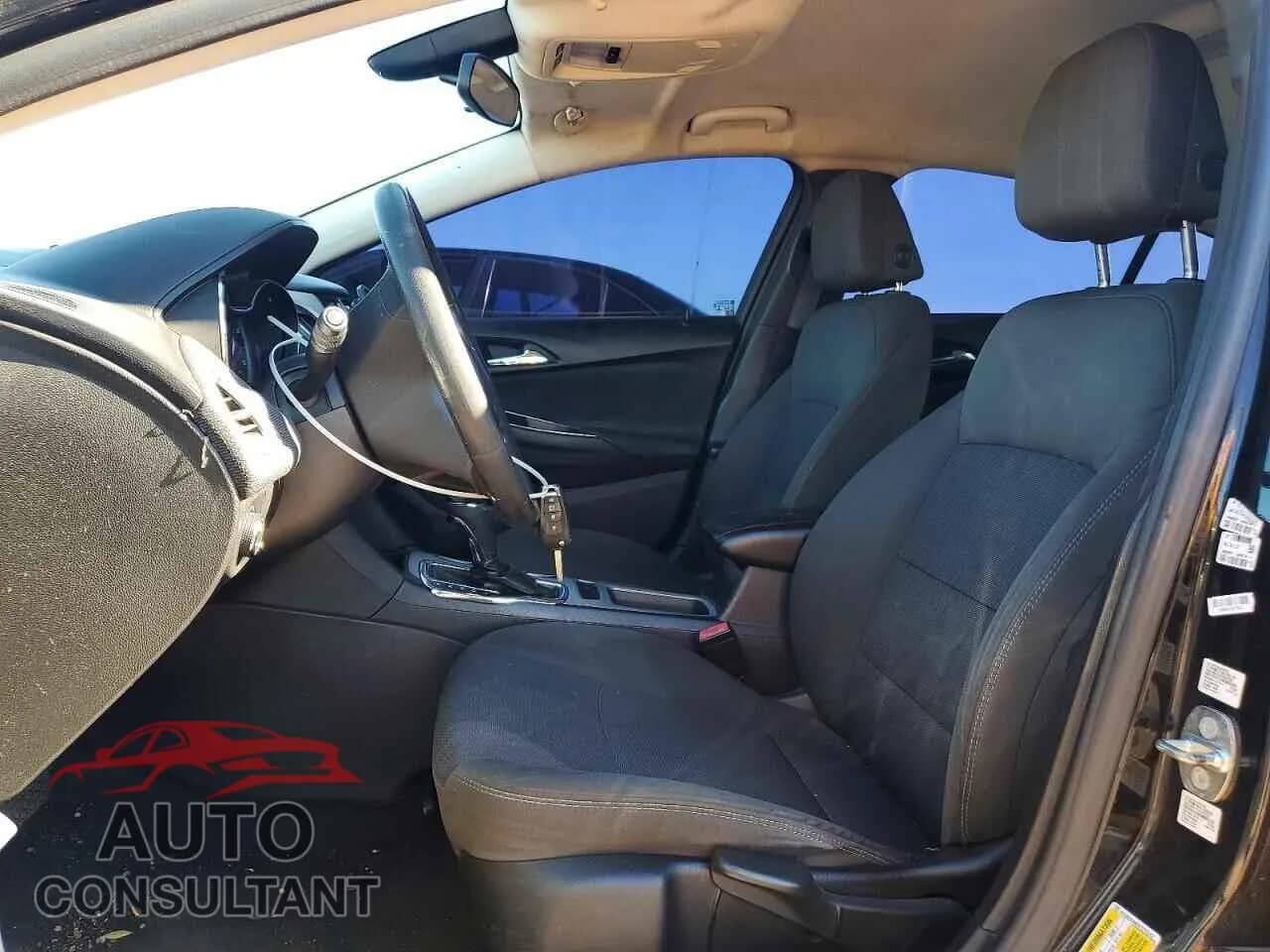 2017 CHEVROLET CRUZE Damaged VIN 1G1BC5SM3H7275242 – exterior detail 2017 CHEVROLET CRUZE Damaged VIN 1G1BC5SM3H7275242 – exterior detail