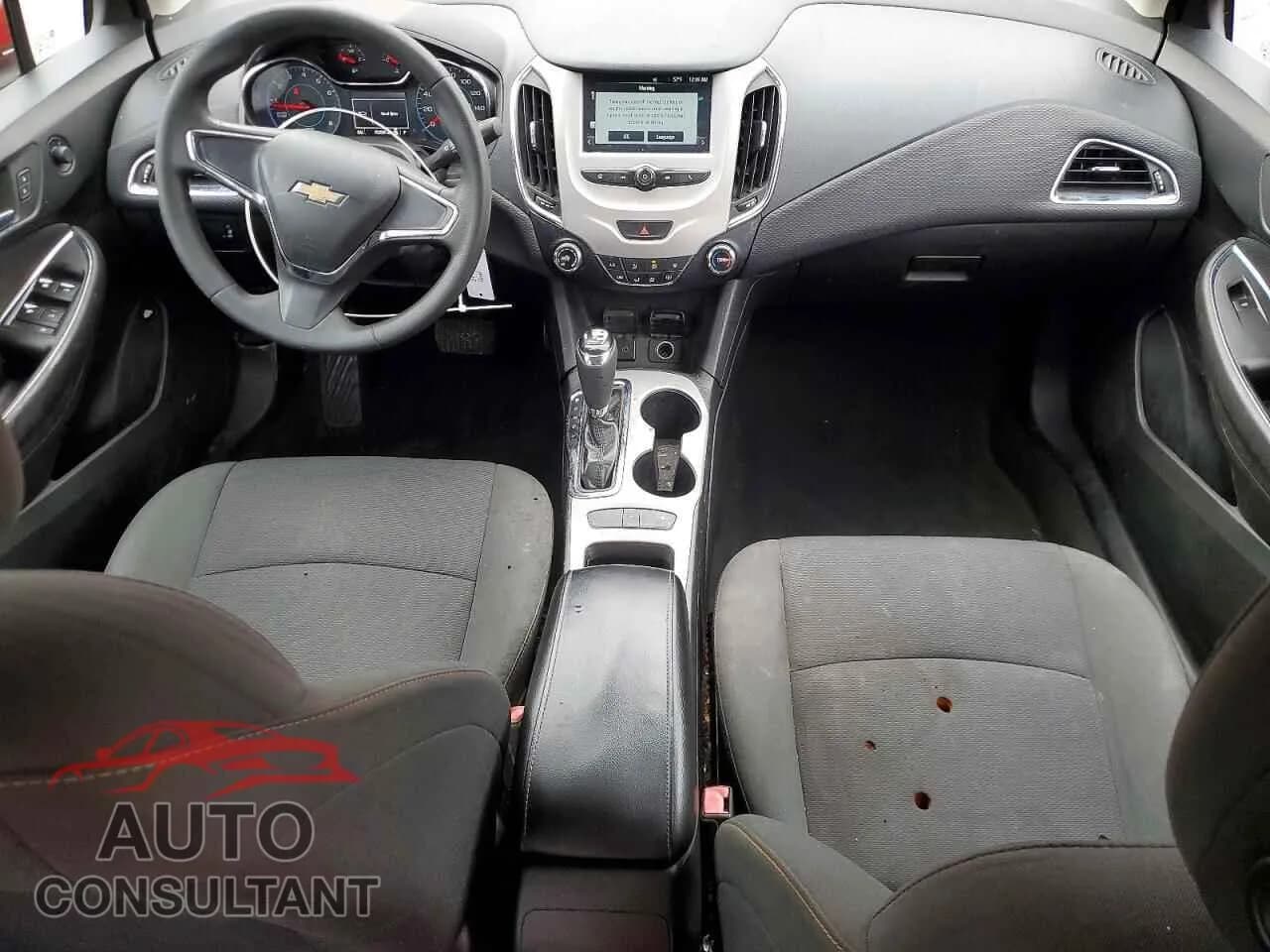 2017 CHEVROLET CRUZE Damaged VIN 1G1BC5SM9H7242388 – undercarriage 2017 CHEVROLET CRUZE Damaged VIN 1G1BC5SM9H7242388 – undercarriage