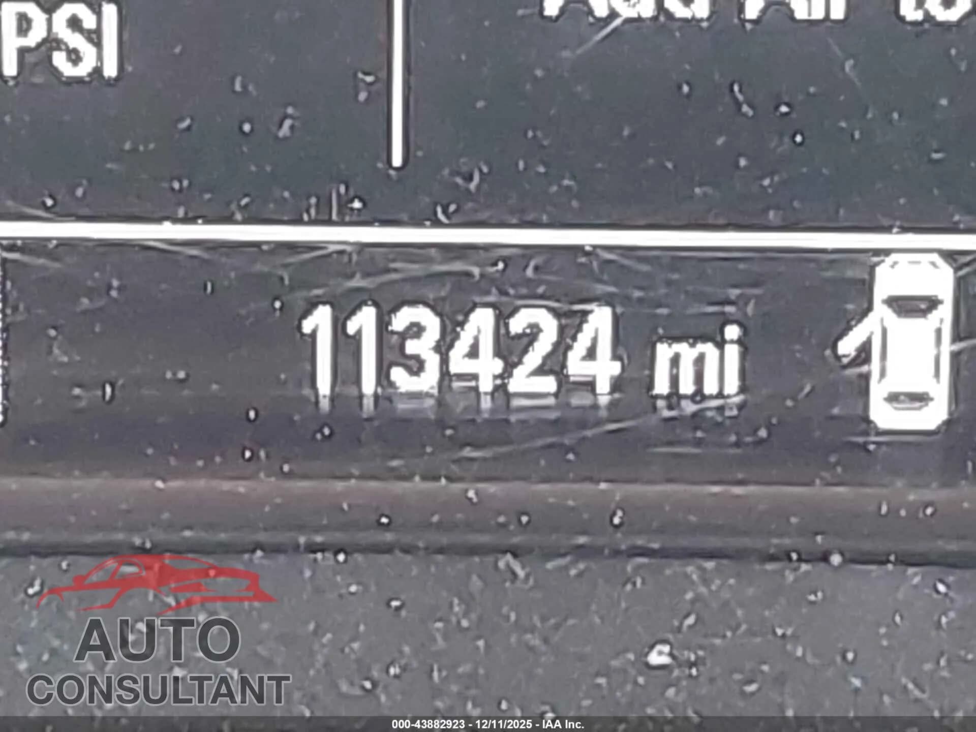 2017 CHEVROLET CRUZE Damaged VIN 1G1BE5SM1H7262077 – photo 15 2017 CHEVROLET CRUZE Damaged VIN 1G1BE5SM1H7262077 – photo 15