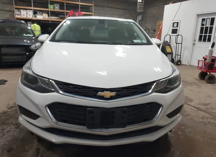 2016 CHEVROLET Cruze Used VIN 1G1BE5SM5G7317516 – rear exterior 2016 CHEVROLET Cruze Used VIN 1G1BE5SM5G7317516 – rear exterior