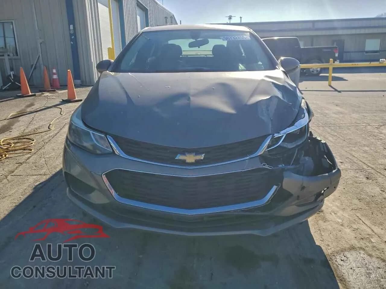 2017 CHEVROLET CRUZE Damaged VIN 1G1BE5SM7H7258728 – interior seats 2017 CHEVROLET CRUZE Damaged VIN 1G1BE5SM7H7258728 – interior seats