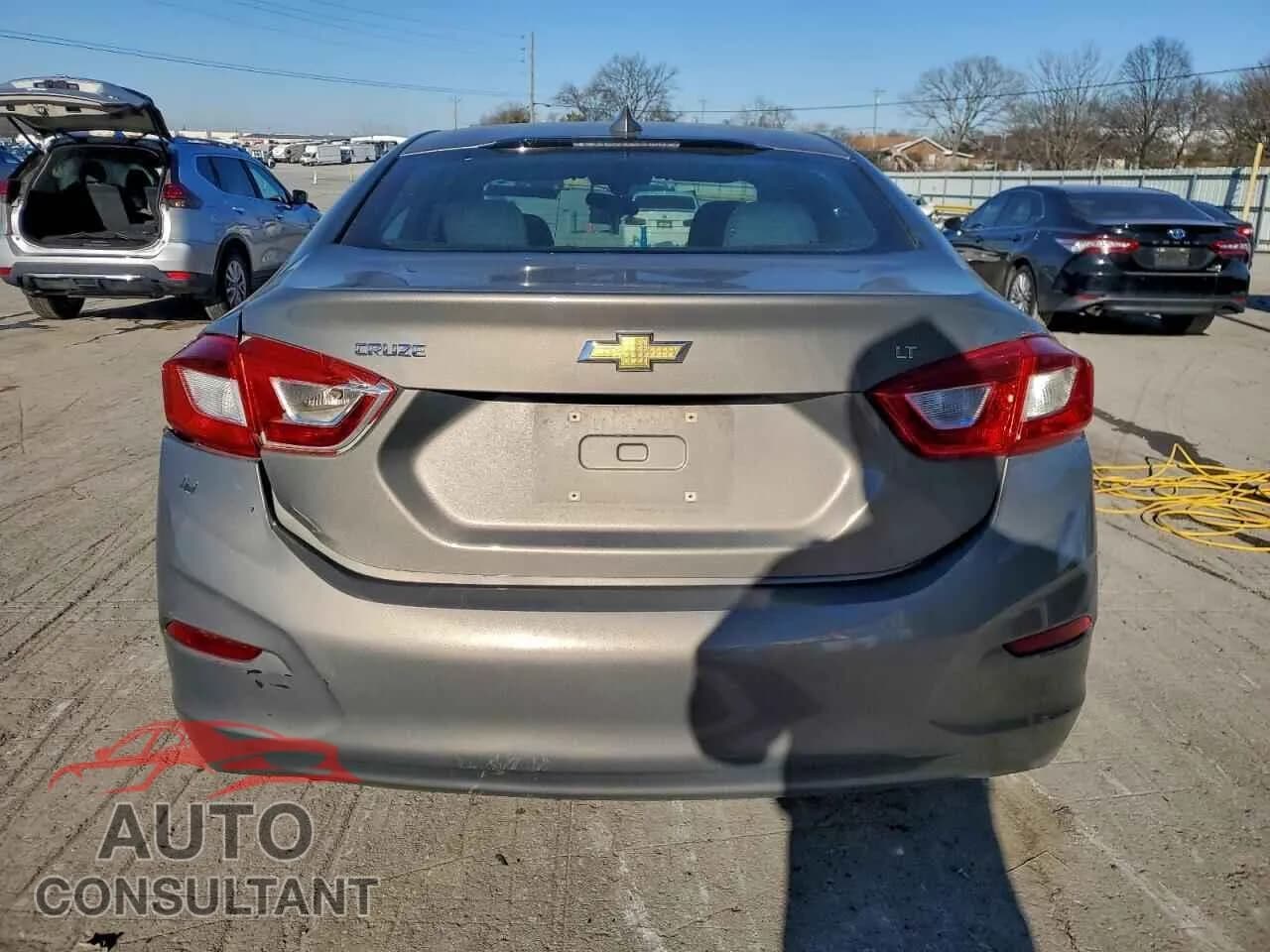 2017 CHEVROLET CRUZE Damaged VIN 1G1BE5SM7H7258728 – engine bay 2017 CHEVROLET CRUZE Damaged VIN 1G1BE5SM7H7258728 – engine bay