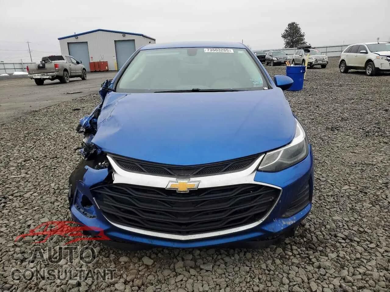 2019 CHEVROLET CRUZE Damaged VIN 1G1BE5SMXK7137733 – interior seats 2019 CHEVROLET CRUZE Damaged VIN 1G1BE5SMXK7137733 – interior seats