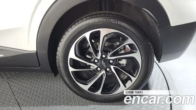 2022 Chevrolet Bolt EUV Premier Sold VIN 1G1F66S0111111111 – exterior detail 2022 Chevrolet Bolt EUV Premier Sold VIN 1G1F66S0111111111 – exterior detail