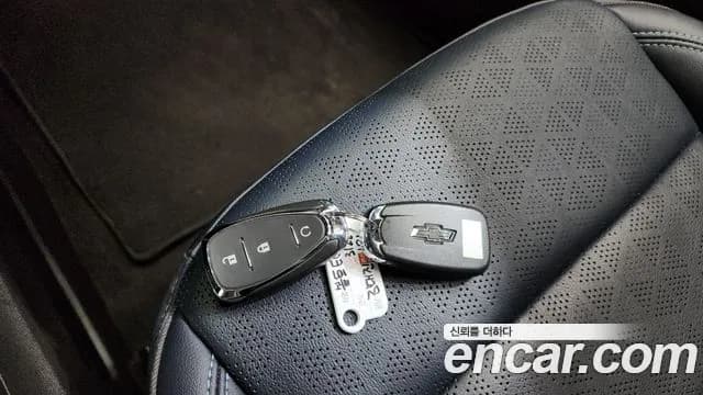 2022 Chevrolet Bolt EUV Premier Sold VIN 1G1F66S0111111111 – trunk area 2022 Chevrolet Bolt EUV Premier Sold VIN 1G1F66S0111111111 – trunk area
