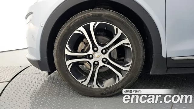 2018 Chevrolet Bolt EV EV Premier Sold VIN 1G1F76E00J4114911 – interior seats 2018 Chevrolet Bolt EV EV Premier Sold VIN 1G1F76E00J4114911 – interior seats