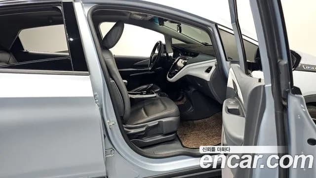 2018 Chevrolet Bolt EV EV Premier Sold VIN 1G1F76E00J4114911 – trunk area 2018 Chevrolet Bolt EV EV Premier Sold VIN 1G1F76E00J4114911 – trunk area