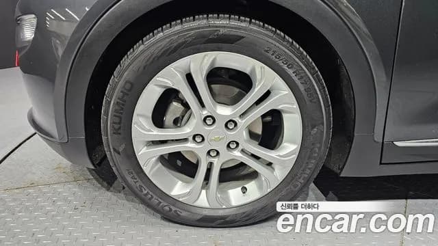 2019 Chevrolet Bolt EV EV LT DLX Sold VIN 1G1F76E03K4140176 – trunk area 2019 Chevrolet Bolt EV EV LT DLX Sold VIN 1G1F76E03K4140176 – trunk area