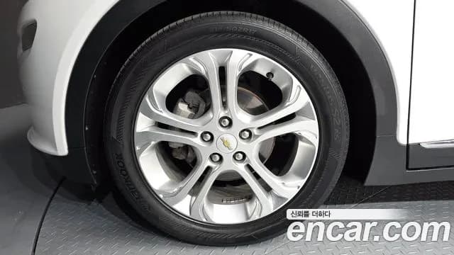 2018 Chevrolet Bolt EV EV LT DLX Sold VIN 1G1F76E04J4129900 – rear exterior 2018 Chevrolet Bolt EV EV LT DLX Sold VIN 1G1F76E04J4129900 – rear exterior