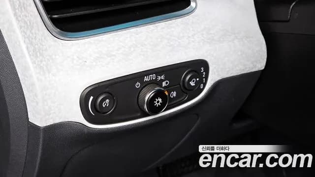 2021 Chevrolet Bolt EV EV Premier Sold VIN 1G1F76E09M4111610 – interior seats 2021 Chevrolet Bolt EV EV Premier Sold VIN 1G1F76E09M4111610 – interior seats