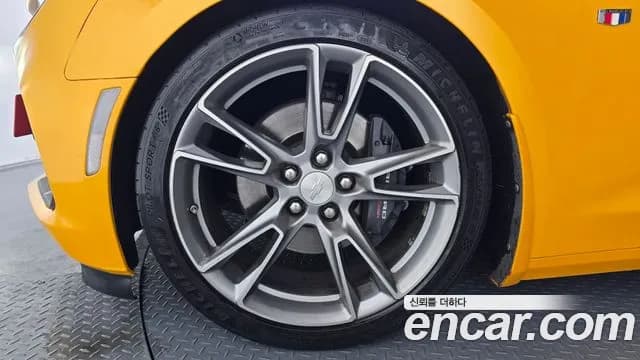 2019 Chevrolet The New Camaro SS 6.2 V8 Volcano Red Sold VIN 1G1F91R7NDBDBFFBB – photo 18 2019 Chevrolet The New Camaro SS 6.2 V8 Volcano Red Sold VIN 1G1F91R7NDBDBFFBB – photo 18