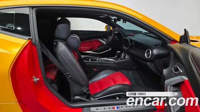 2019 Chevrolet The New Camaro SS 6.2 V8 Volcano Red Sold VIN 1G1F91R7NDBDBFFBB – photo 19 2019 Chevrolet The New Camaro SS 6.2 V8 Volcano Red Sold VIN 1G1F91R7NDBDBFFBB – photo 19