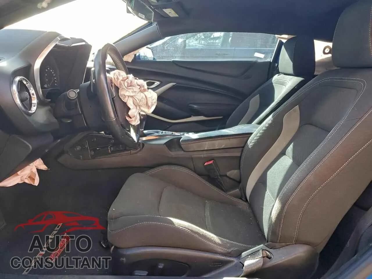 2018 CHEVROLET CAMARO Damaged VIN 1G1FE1R70J0123101 – exterior detail 2018 CHEVROLET CAMARO Damaged VIN 1G1FE1R70J0123101 – exterior detail