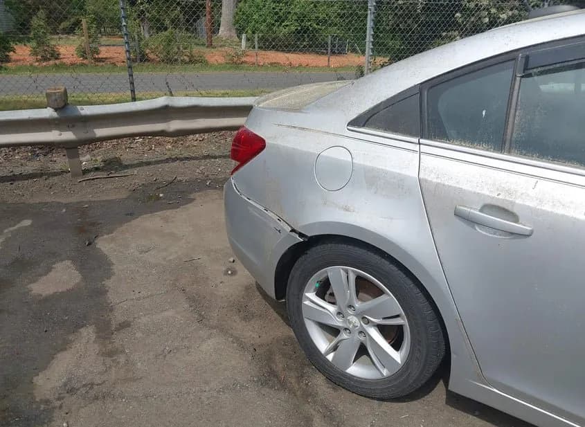 2015 CHEVROLET Cruze Used VIN 1G1P75SZ1F7262718 – engine bay 2015 CHEVROLET Cruze Used VIN 1G1P75SZ1F7262718 – engine bay