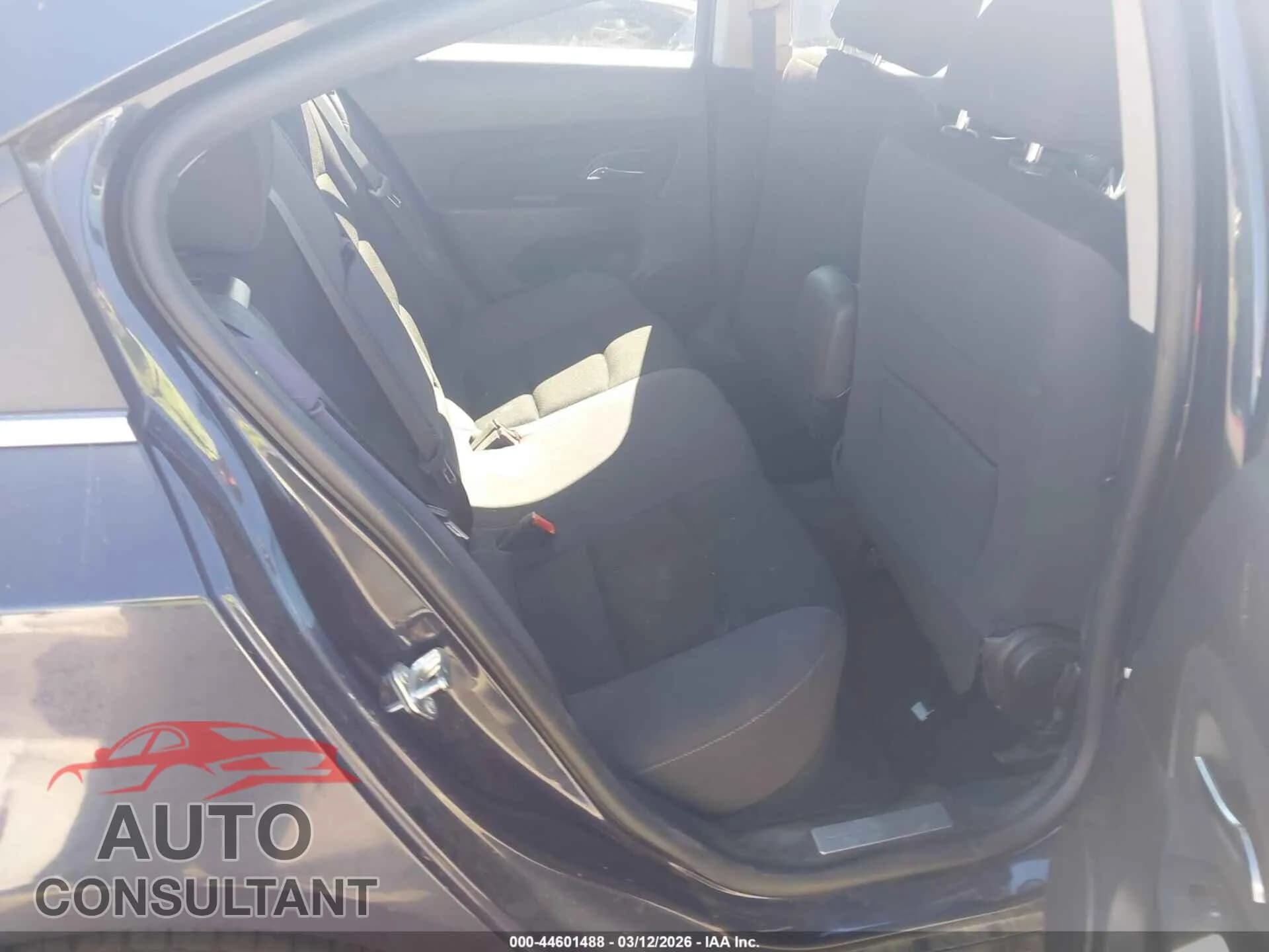 2014 CHEVROLET CRUZE Used VIN 1G1PC5SB2E7236478 – undercarriage 2014 CHEVROLET CRUZE Used VIN 1G1PC5SB2E7236478 – undercarriage