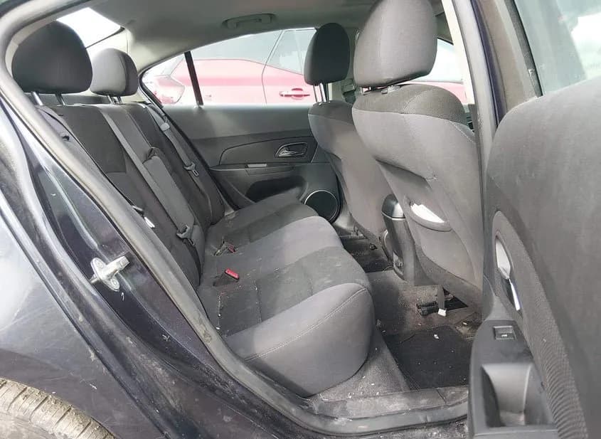 2014 CHEVROLET Cruze Used VIN 1G1PC5SB4E7198056 – exterior detail 2014 CHEVROLET Cruze Used VIN 1G1PC5SB4E7198056 – exterior detail