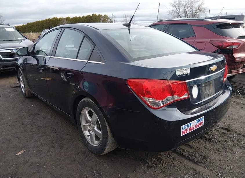 2014 CHEVROLET Cruze Used VIN 1G1PC5SB4E7198056 – undercarriage 2014 CHEVROLET Cruze Used VIN 1G1PC5SB4E7198056 – undercarriage