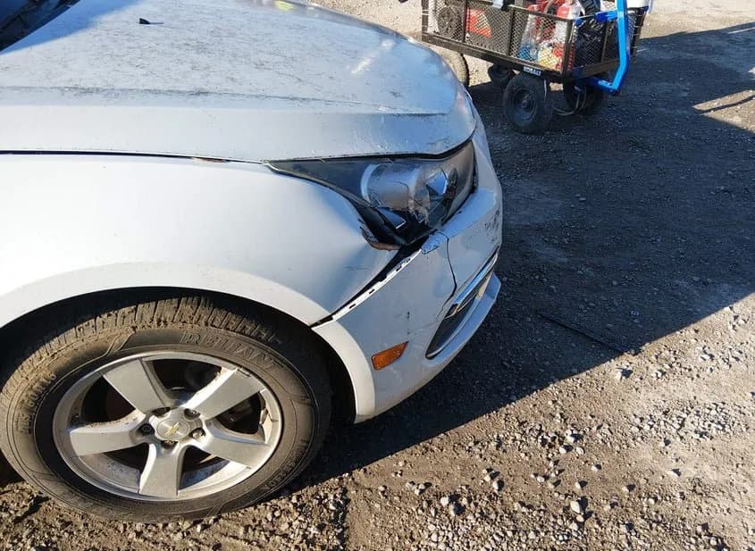 2016 CHEVROLET Cruze Limited Used VIN 1G1PE5SB3G7230315 – rear exterior 2016 CHEVROLET Cruze Limited Used VIN 1G1PE5SB3G7230315 – rear exterior